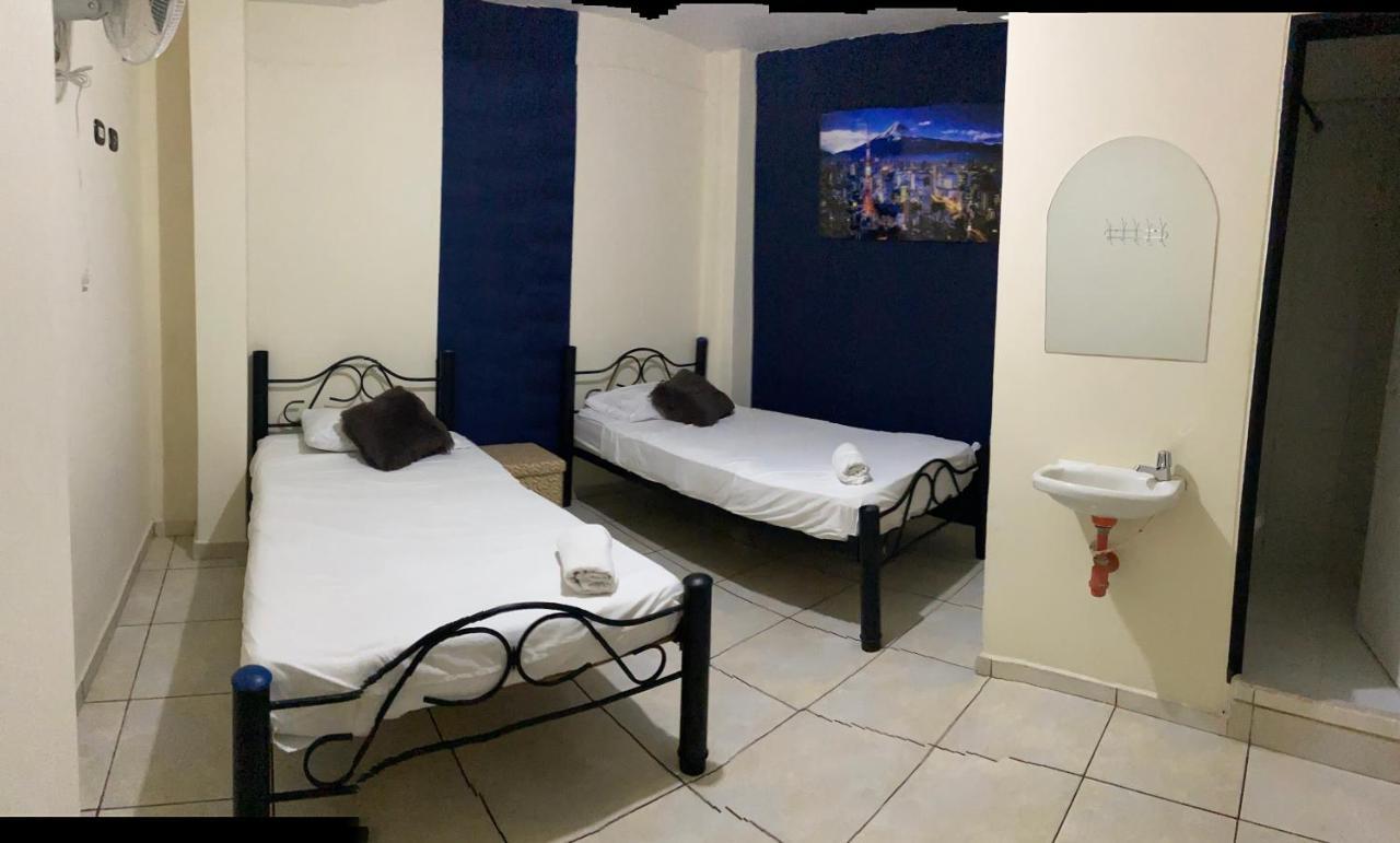Otono Hostel Сан-Хіль Екстер'єр фото